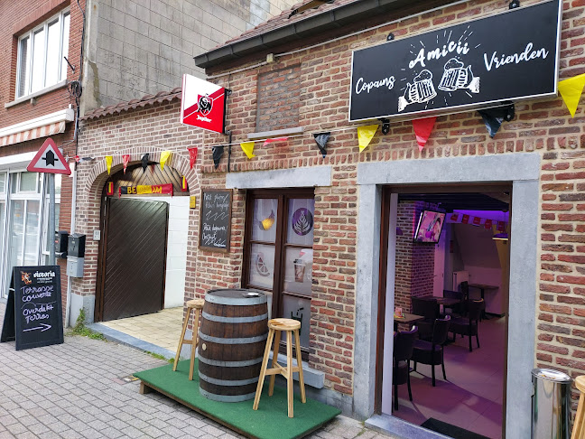 Amicii Cafe Open Times
