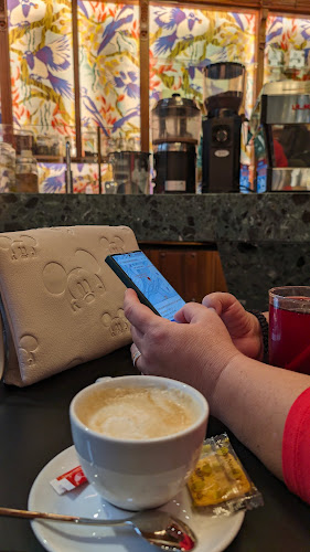 Comentarii opinii despre Maison Dandoy - Galeries