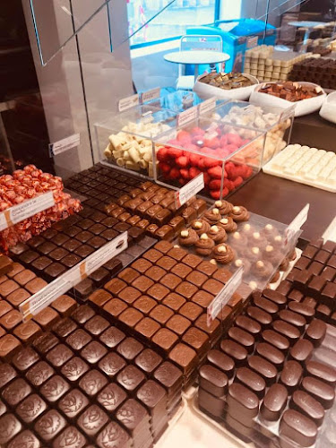 Opinii despre Leonidas în Antwerpen - Horeca