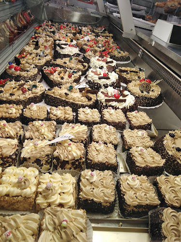 Opinii despre Le Croissant Dore în Vise - Horeca