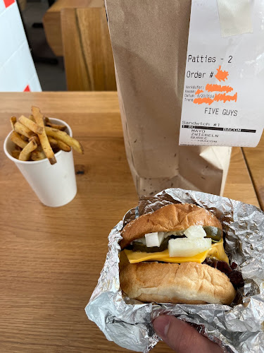 Five Guys Hamburg Jungfernstieg - Horeca