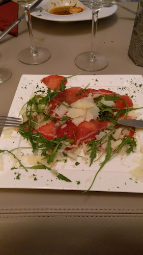 Restaurant L'Ham Open Times