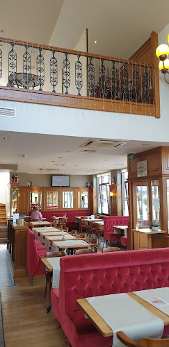Comments and reviews of Le Tertre