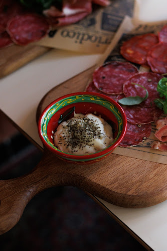 Comentarii opinii despre HEN HEN