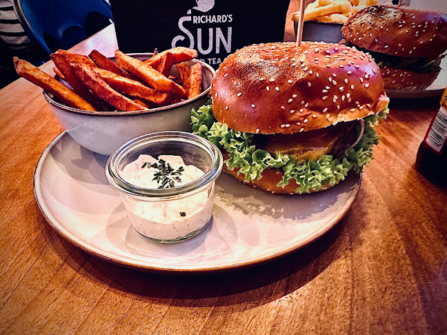 http://www.mjs-burgerfactory.de/