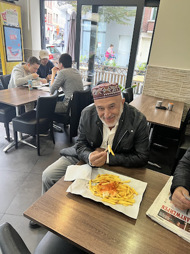 Snack-Grill Berchem Open Times