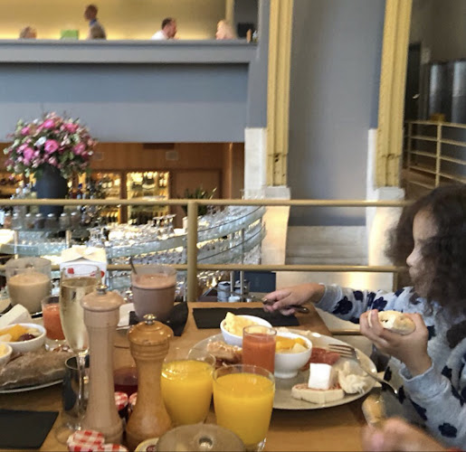 Opinii despre Horta Grand Café & Art Nouveau Zaal în Antwerpen - Horeca