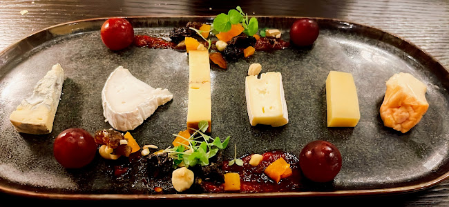 Comentarii opinii despre Bar & Restaurant Julien by Dukes' Palace