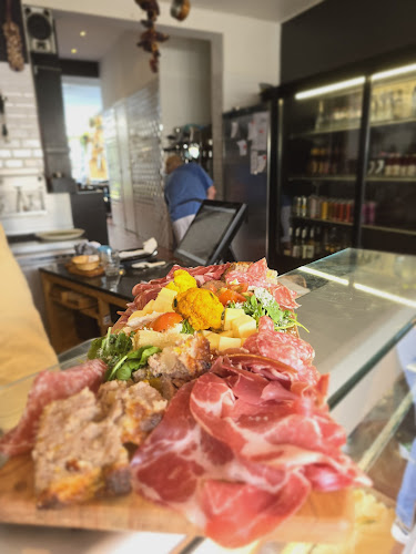 Comentarii opinii despre O-live