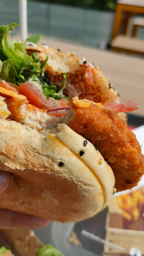 Comentarii opinii despre Quick Oostakker