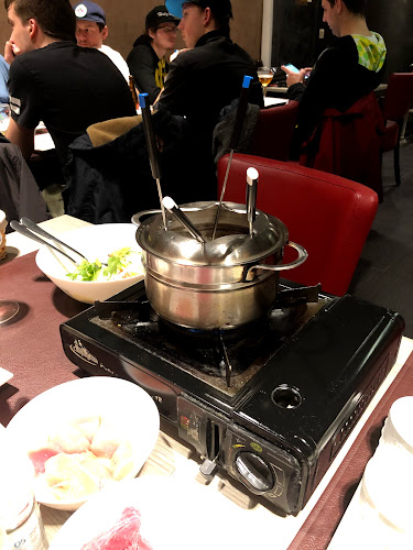 LyLy's Fondue Open Times