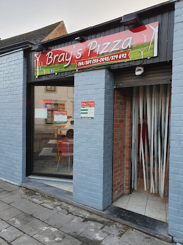 https://fr-fr.facebook.com/pages/category/Pizza-Place/Brays-Pizza-166145090165880/