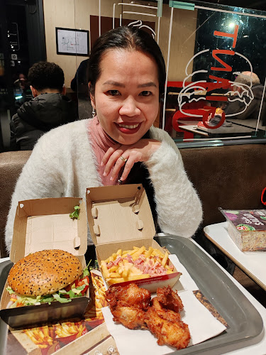 http://www.quick.be/nl/restaurant/wilrijk