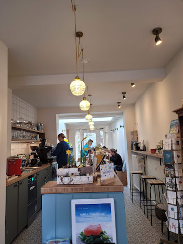 Comentarii opinii despre ricki koffie&boek Kessel-Lo