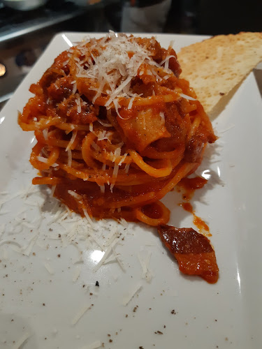 Opinii despre Ai 6 Angoli - Concept Store în Ukkel - Horeca