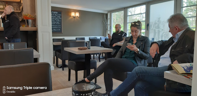 Comentarii opinii despre Bistro Den Teut