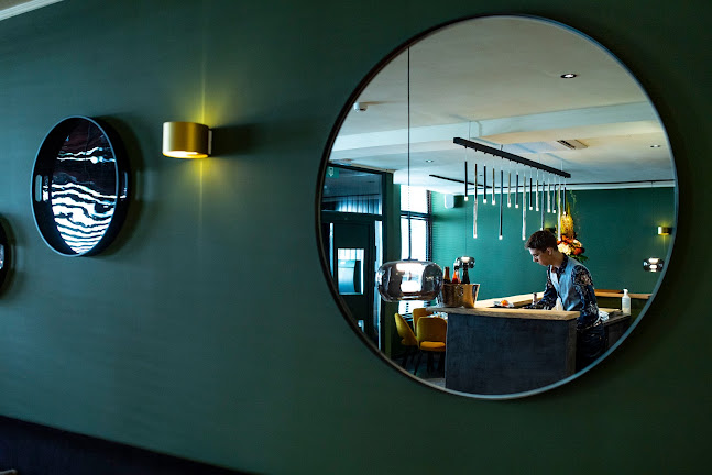 Comentarii opinii despre Quai n°4