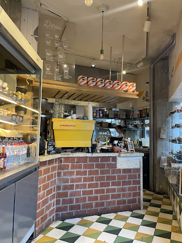 Opinii despre Darius Café în Liège - Horeca