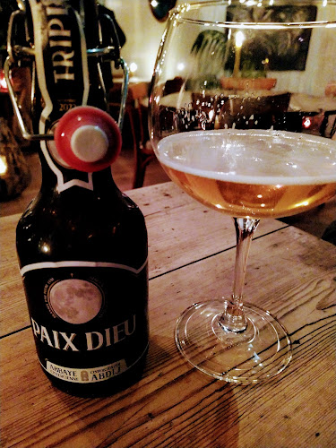 Sint-Niklaasplaats 1, 8630 Veurne