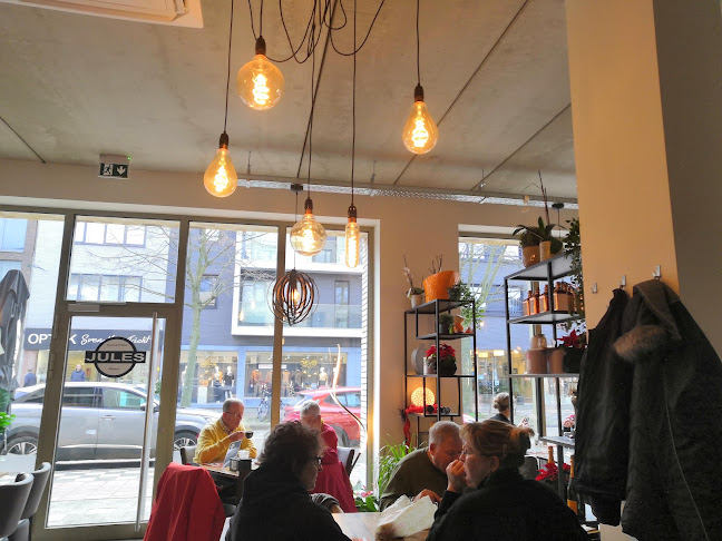 Bistro Jules Open Times