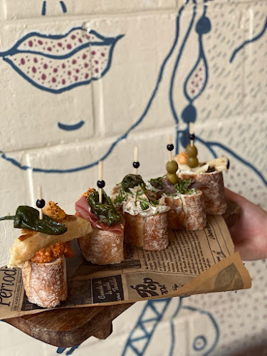 Comentarii opinii despre HEN HEN