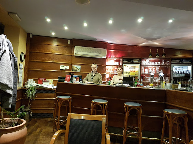 Brasserie Jeanne, Restaurant