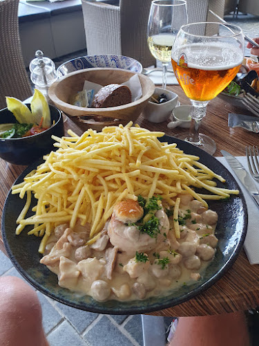 Comentarii opinii despre Chapeau