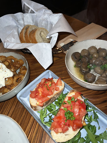 https://barlouie.be/