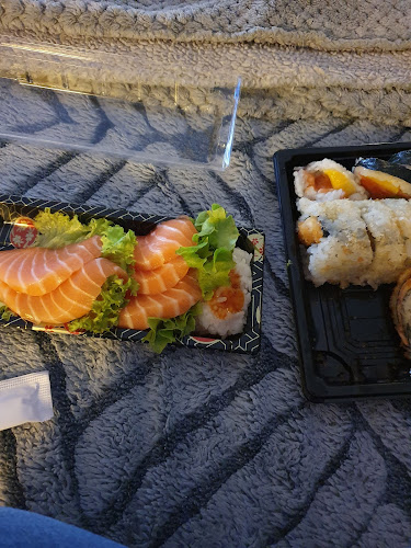 Comentarii opinii despre Wakame Sushi