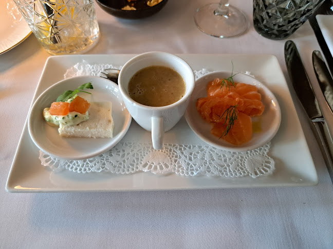 Pot Au Feu Open Times