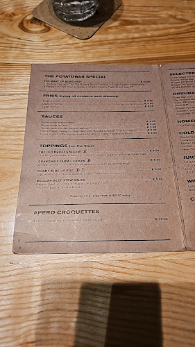 http://www.thepotatobar.be/