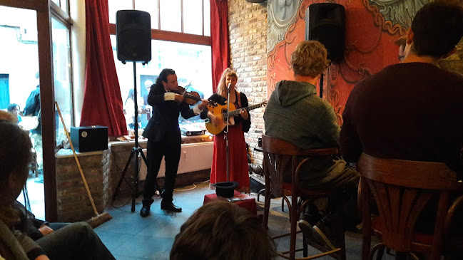 Comentarii opinii despre La Pharmacie