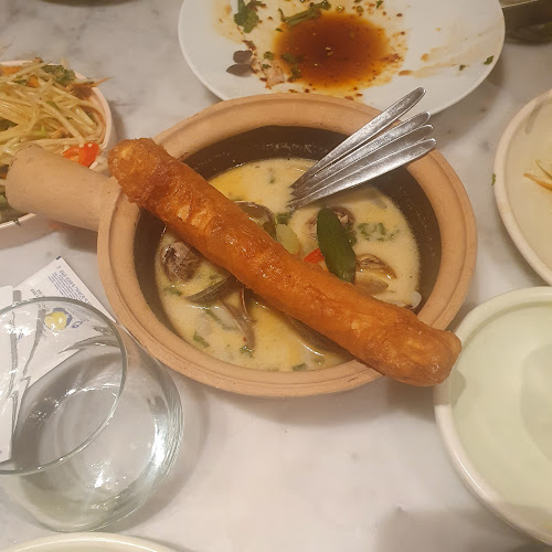 Comentarii opinii despre Nénu