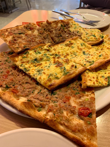 Opinii despre Pizzeria La Cheminée în Sint-Jans-Molenbeek - Horeca