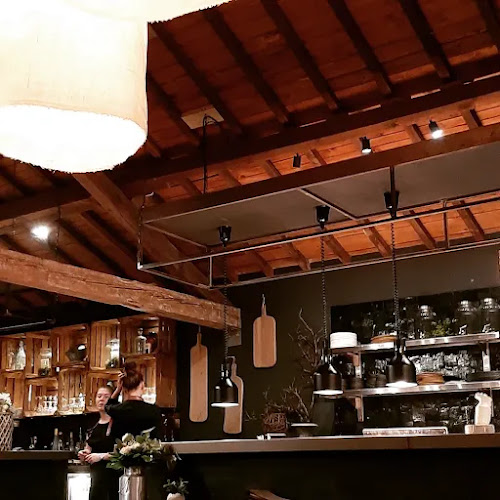 Pluriel Restaurant Phone number