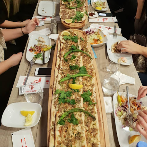 Konya Etli Ekmek Open Times