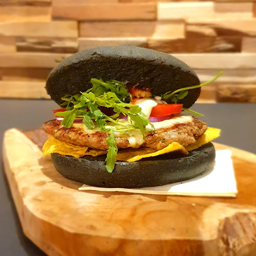 Comentarii opinii despre Burger Bar & More