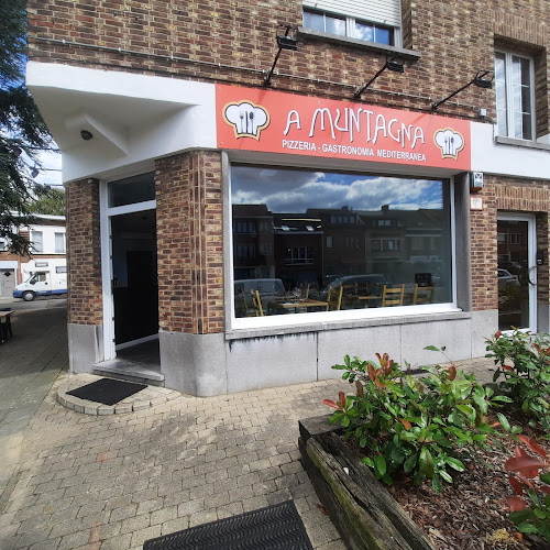 Pizzeria Gastronomia Mediterranea A Muntagna