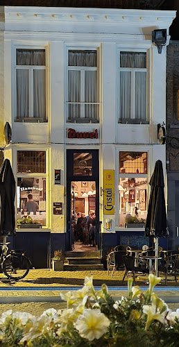 Hanekeef Café