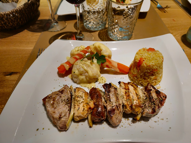 Comments and reviews of Theofanis Grieks Restaurant