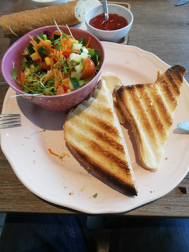 Broodjes en koffiehuis Annelies - Horeca