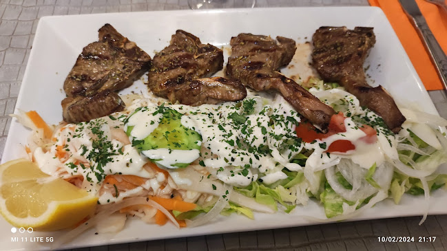 Archipelagos Food, Restaurant