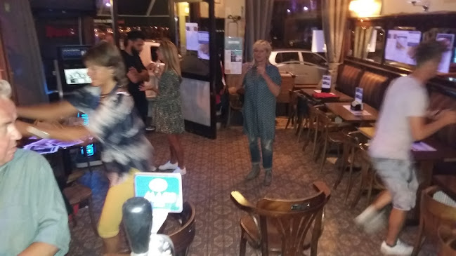 Cafe Athletiek Phone number