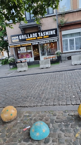 Comments and reviews of Grillade Yasmine