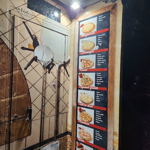 Peperoni pizza 24/7 Gembloux - Horeca