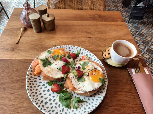 Comentarii opinii despre Zuske