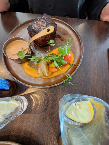 Opinii despre Les 7 Meuses Restaurant & Accommodation Insolites Wellness Hôteliers & Familiaux în Profondeville - Horeca