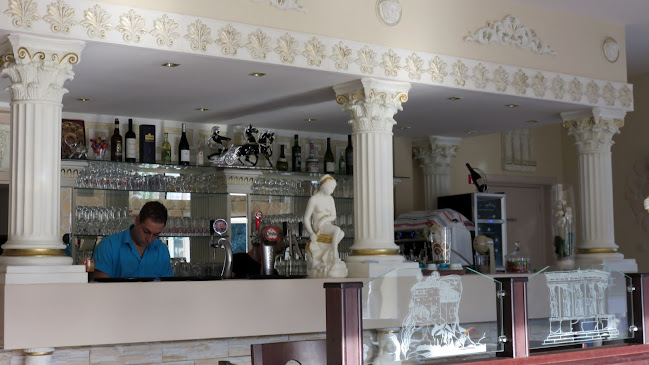https://www.facebook.com/pages/Restaurant-Poseidoneksel/574174116097689
