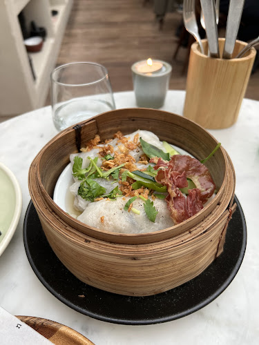 Comentarii opinii despre Nénu