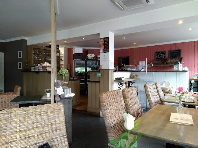 Happy Seasons : Breakfast | Lunch | High-tea - Horeca